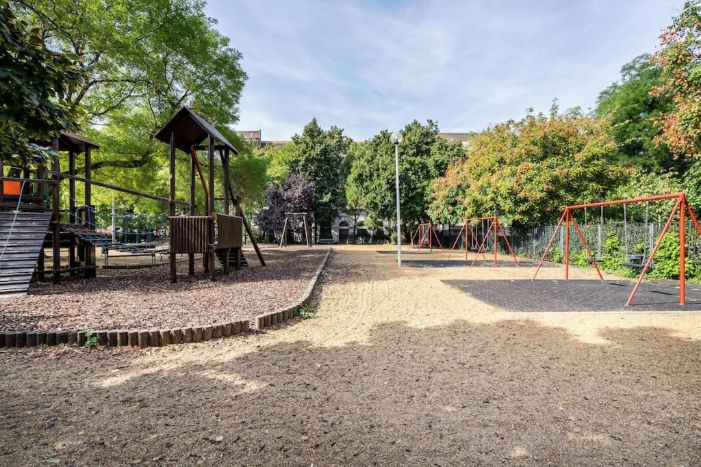 Apartament Klauzal Garden *