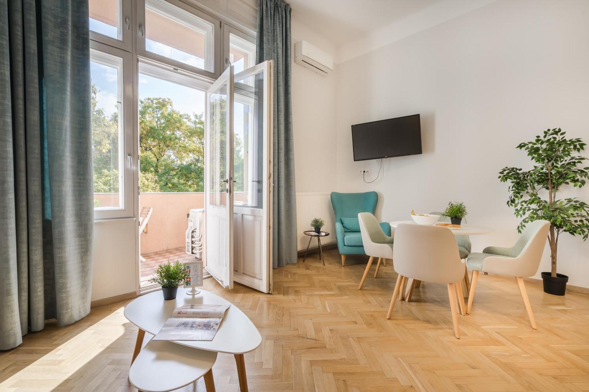 Apartament Klauzal Garden *